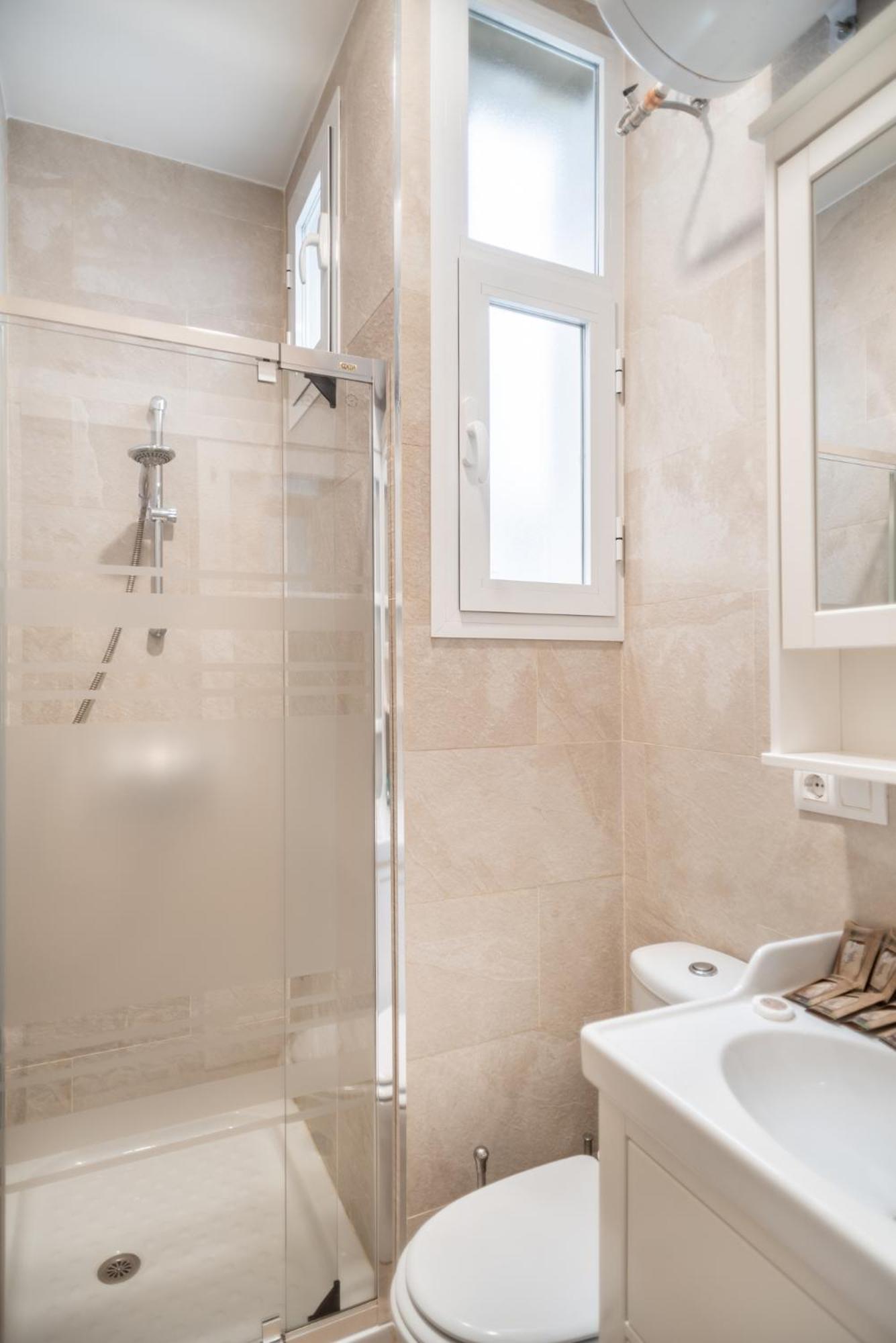 Beautiful And Bright- 1Bd 1Bth- Center Apartment Seville Luaran gambar
